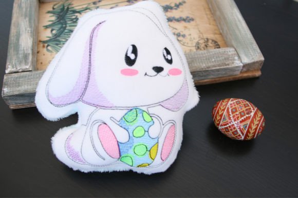 An Embroidery Designer's Review of Easter Bunny Toy. ITH Project